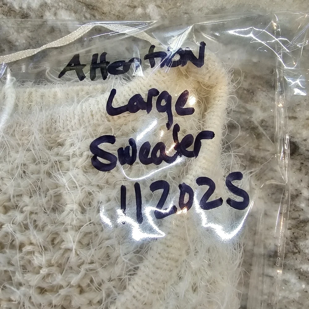 Attention Cream Fuzzy Knit Sweater Large Soft Eyelash Pullover Cozy Neutral